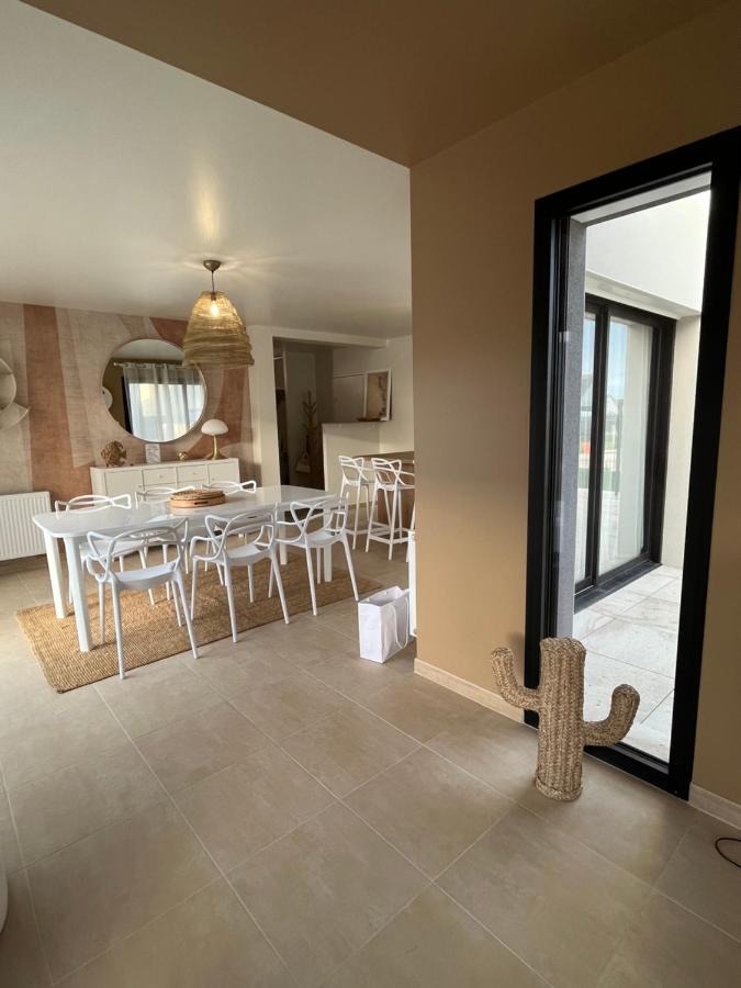 La Belle Melorienne Villa แซงต์-เมลัวร์-เดส์-ซงด์ ภายนอก รูปภาพ